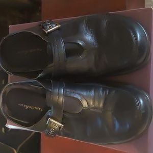Easy Spirit Shoes